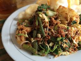 Makanan Lotek Bu Bagyo